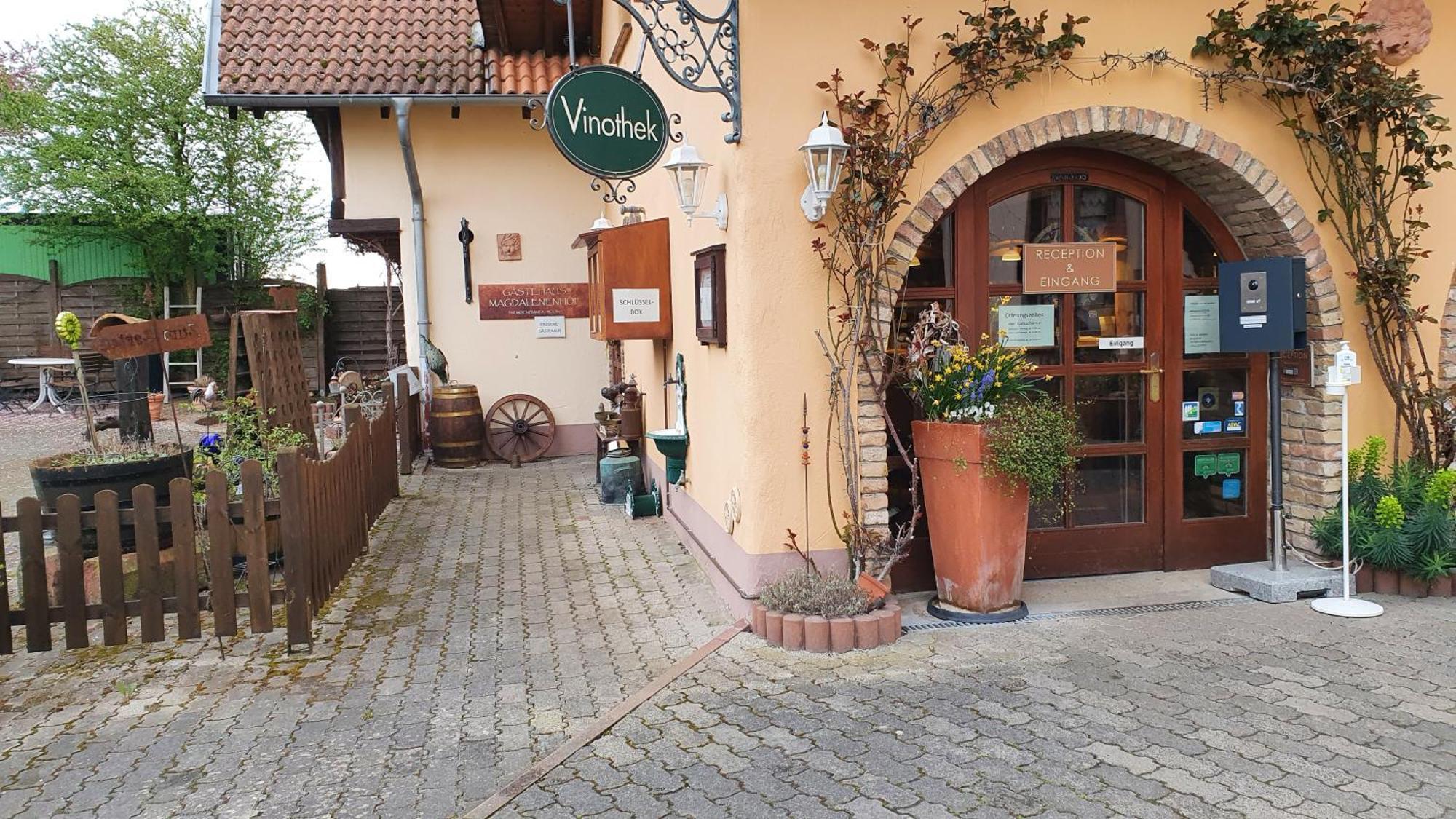 Weingut Magdalenenhof Hotel Ruedesheim am Rhein Exterior photo